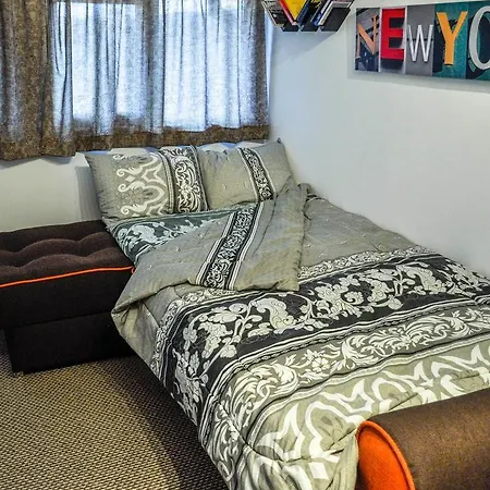 Attic Shishman Apartment *